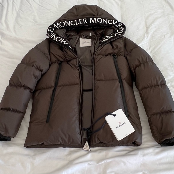 Moncler Montcla Puffer Jacket - Picture 3 of 13